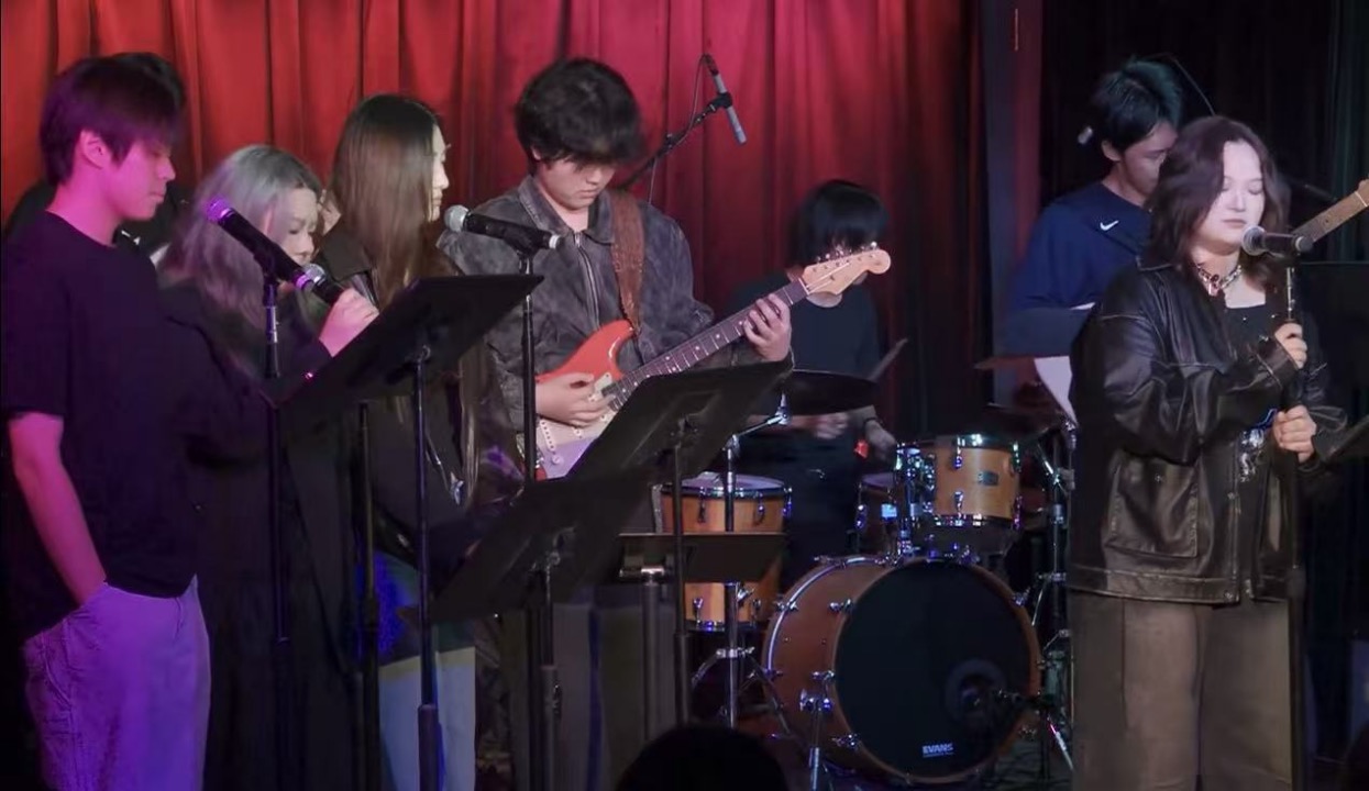 Tianqi Liu performing with fellow musicians at a Berklee student recital